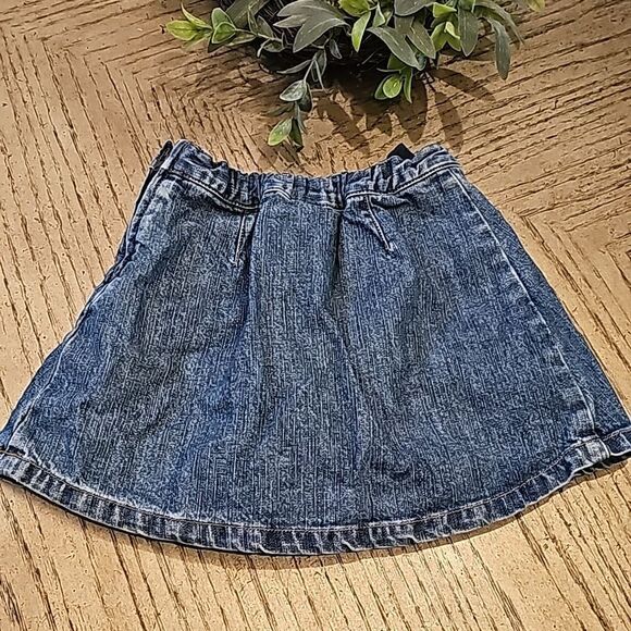 Jean skirt with shorts size 4 Gymboree - Picture 4 of 6